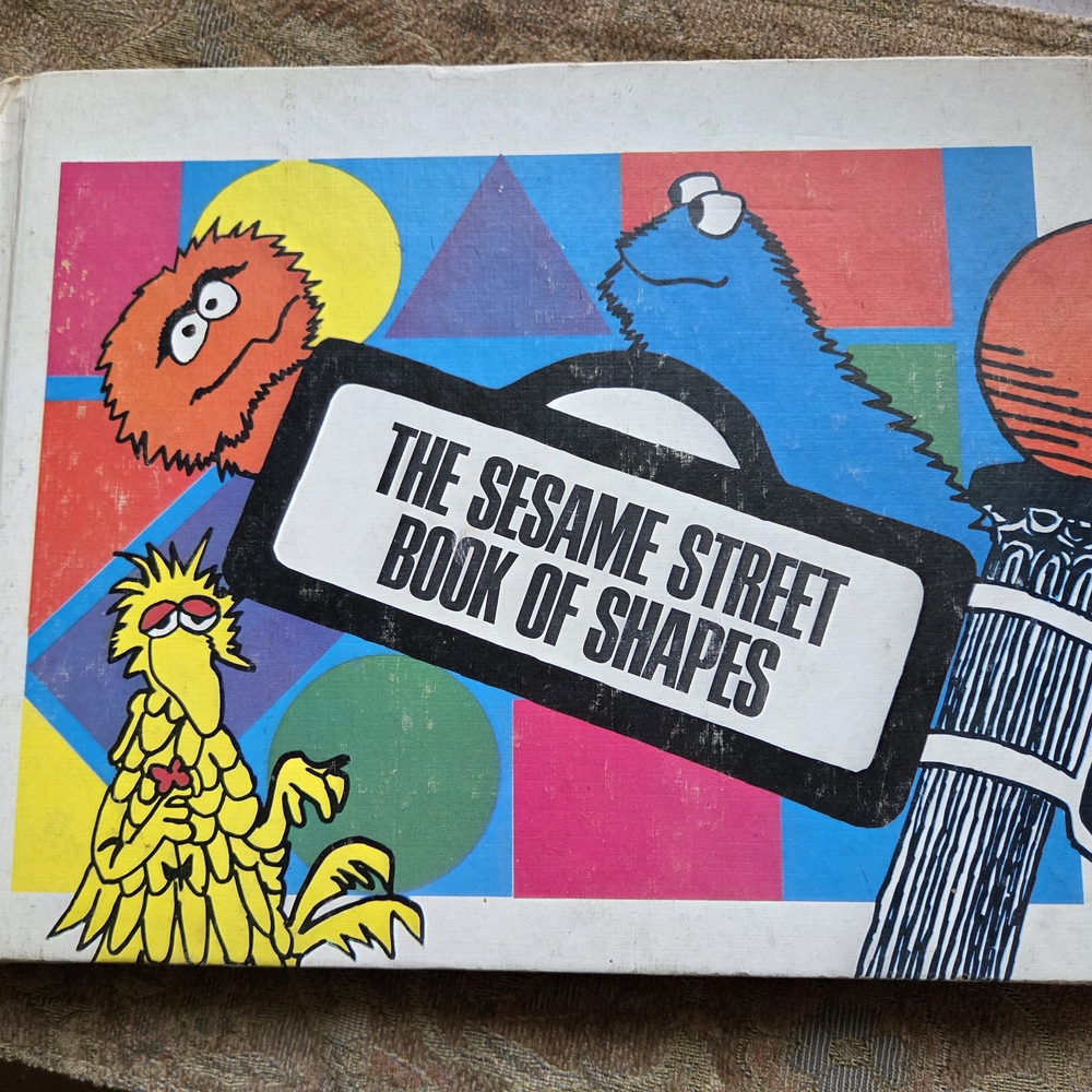 2 VINTAGE Books Sesame Street 1970- Shapes & Puzzlers/Colorful Covers